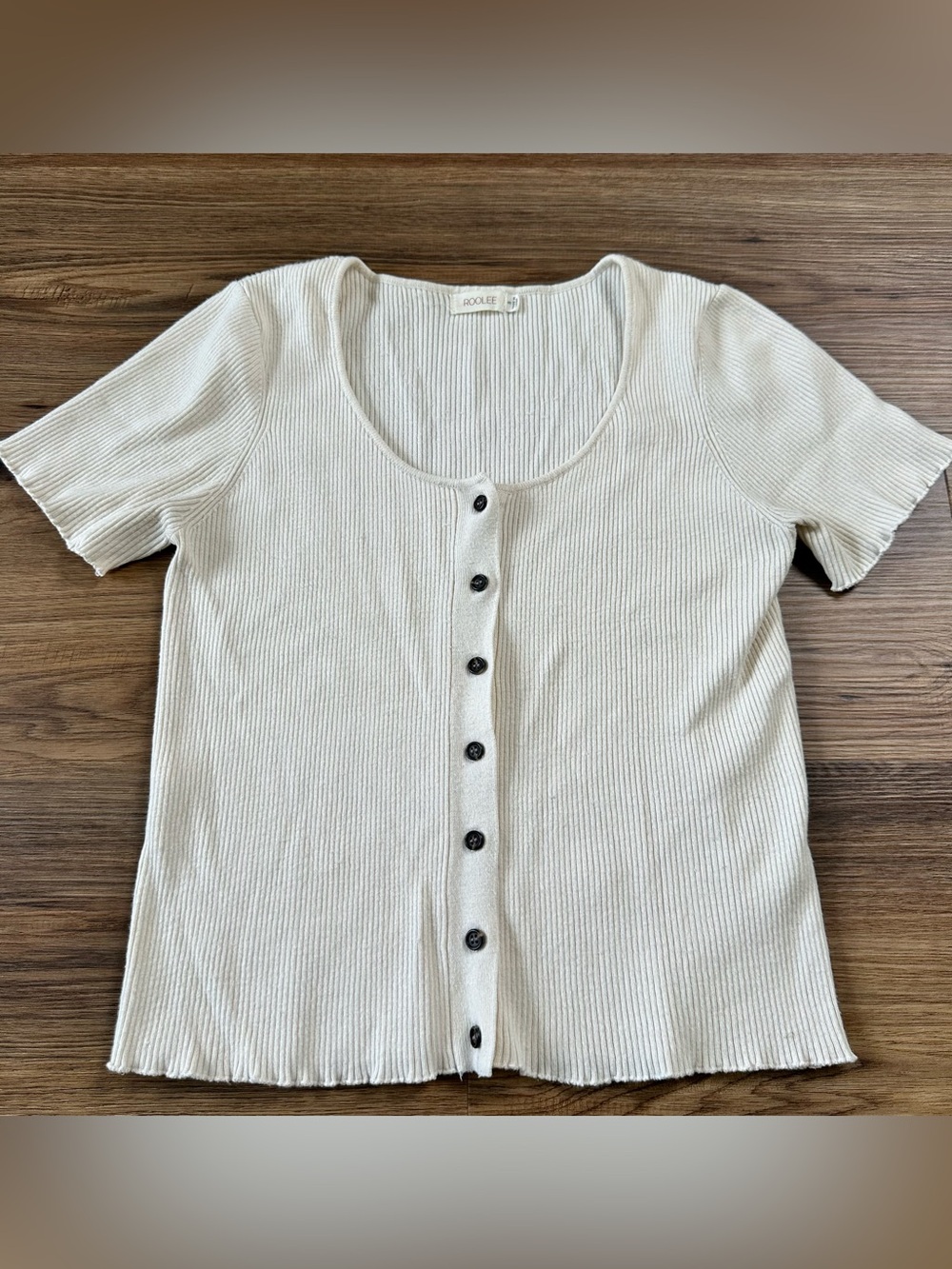 Roolee Short Sleeve Ribbed Shirt Button Front Ivory Small Scoop Neck‎ Stretch